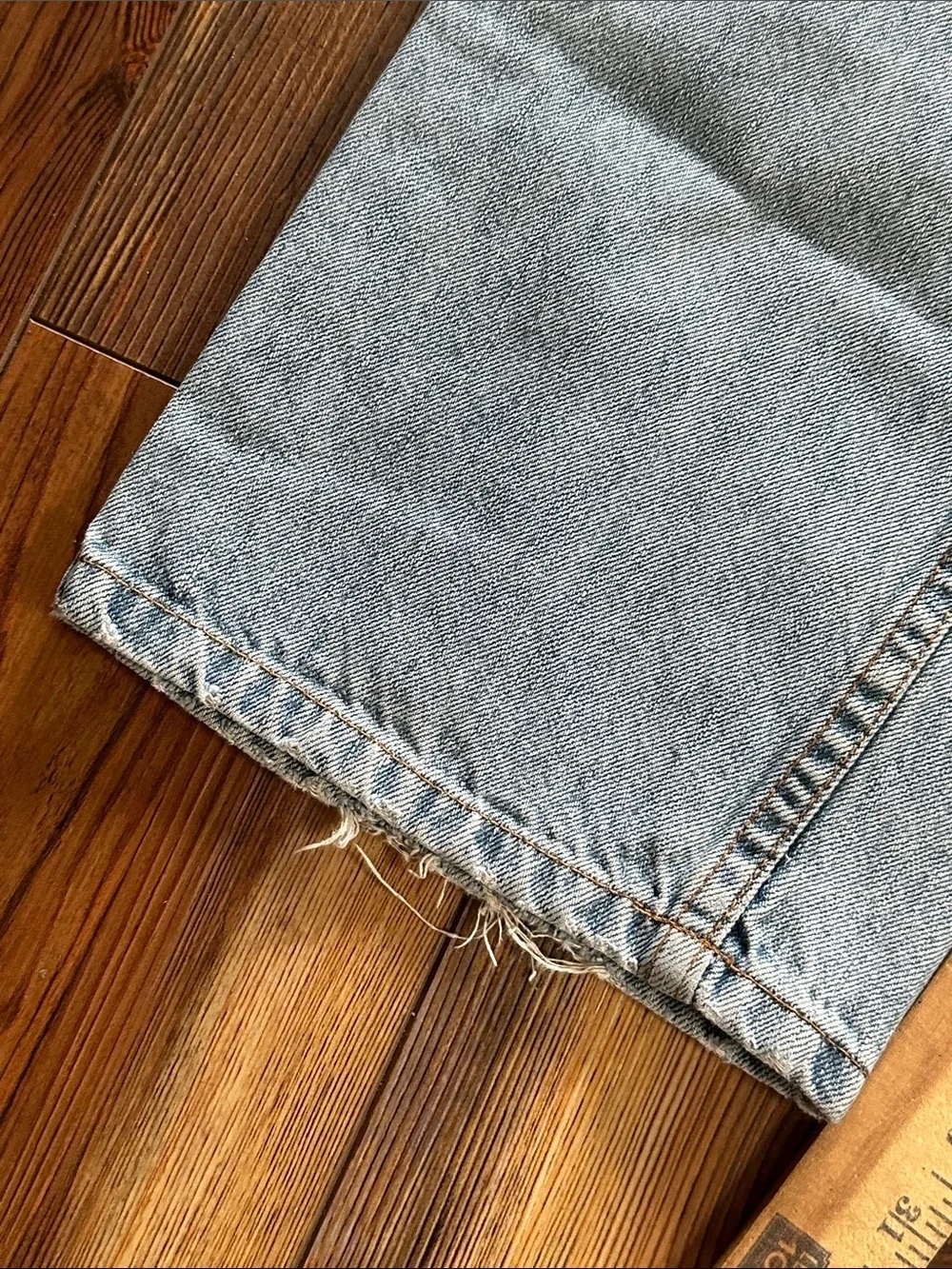 Lee Men's Vintage Slim Light Wash Blue Jeans 30/32